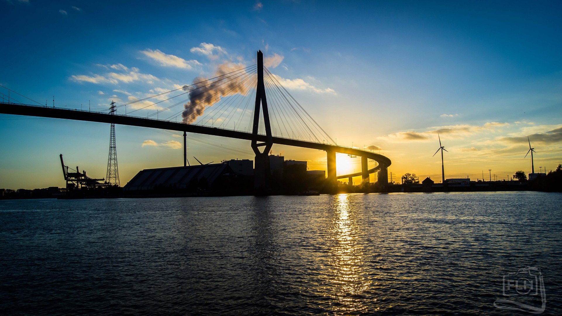 Sonnenuntergang Koehlbrandbruecke