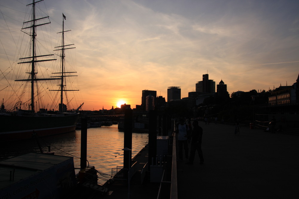 Sonnenuntergang Landungsbrücken