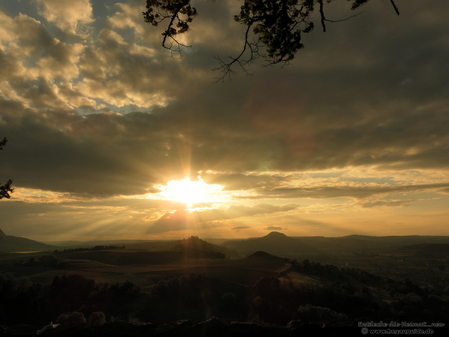 Sonnenuntergang Mai 2010 am Hohenkrähen