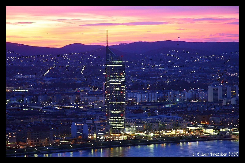 Sonnenuntergang Millenium Tower Wien