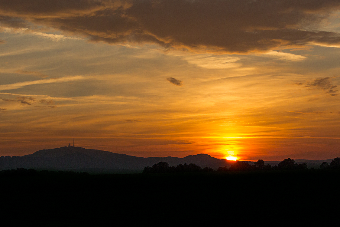 Sonnenuntergang mit Blick zum Inselsberg