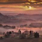 Sonnenuntergang mit Bodennebel