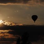 Sonnenuntergang mit einem Heißluftballon