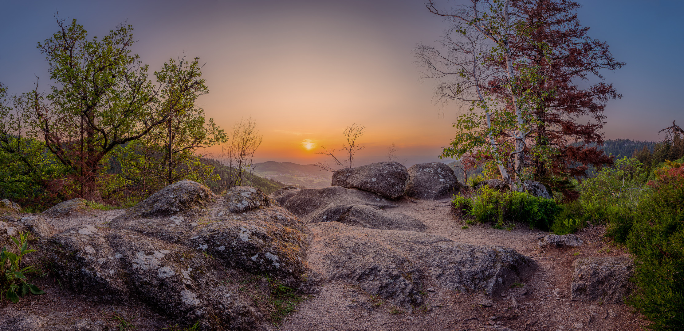 Sonnenuntergang mit Fernblick