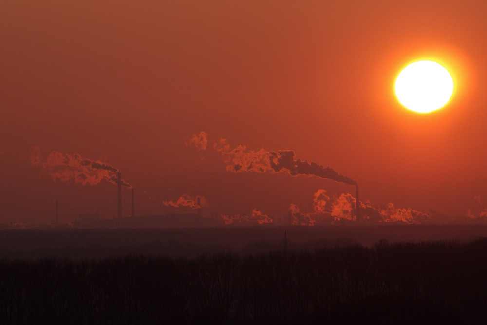 Sonnenuntergang mit Kraftwerk