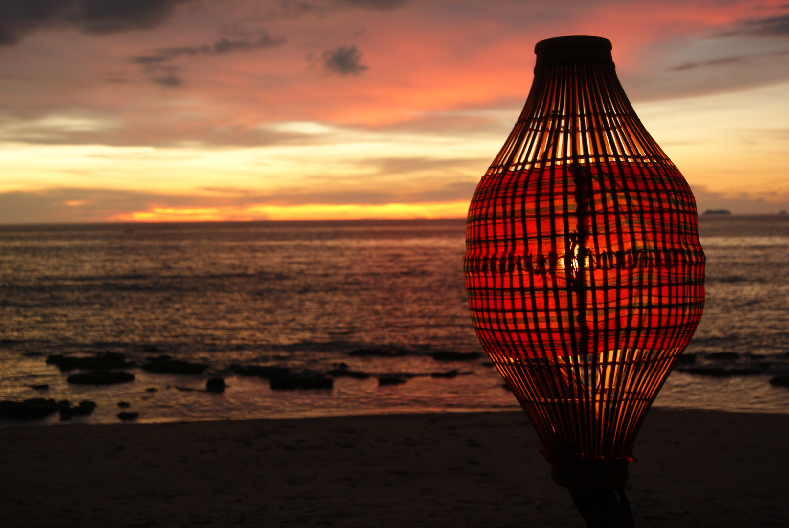 Sonnenuntergang mit Lampe