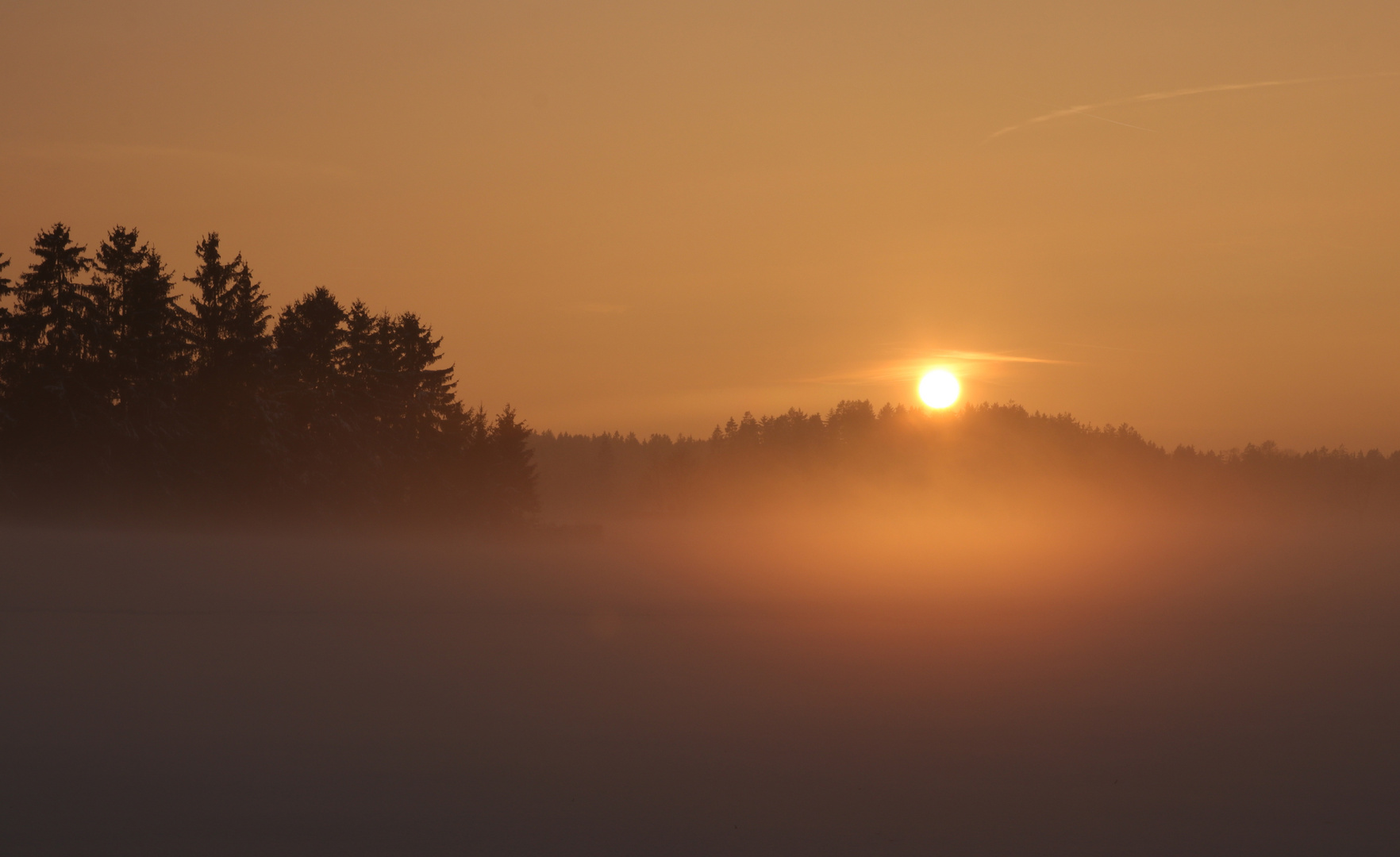 Sonnenuntergang mit Nebel