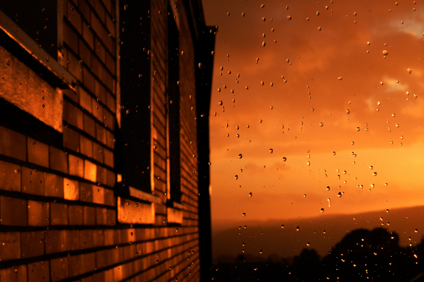 Sonnenuntergang mit Regen