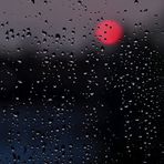 Sonnenuntergang mit Regentropfen