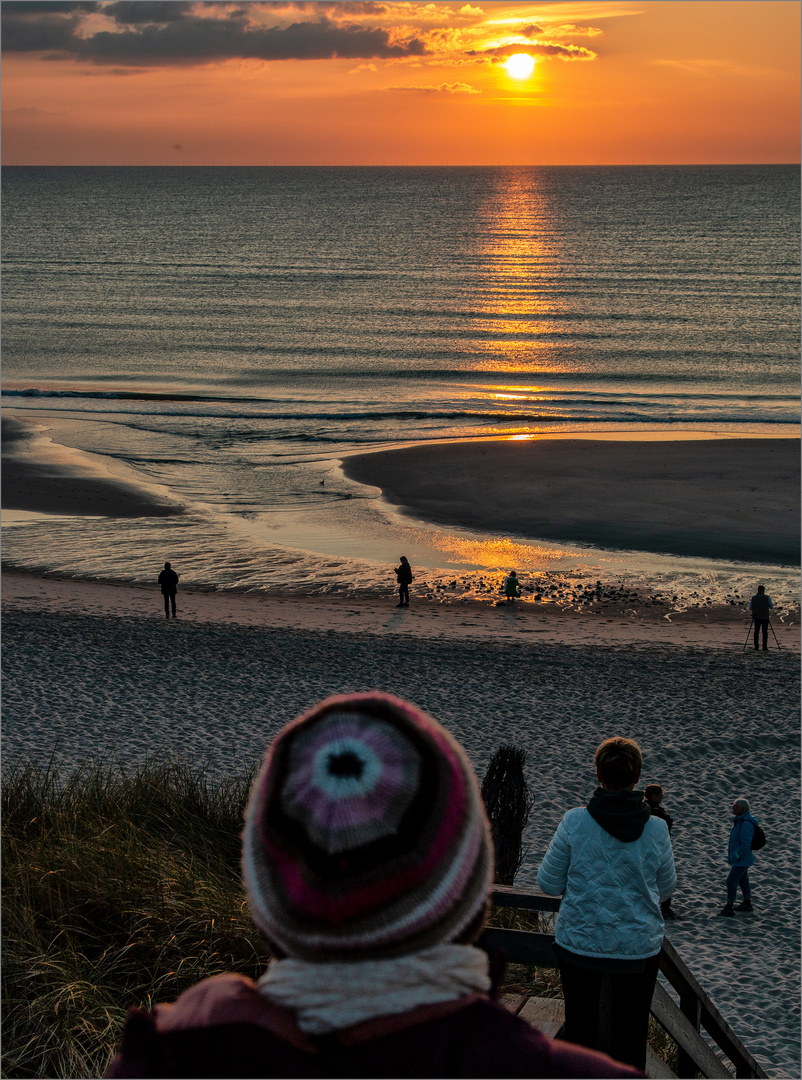 Sonnenuntergang mit rundem Mützchen