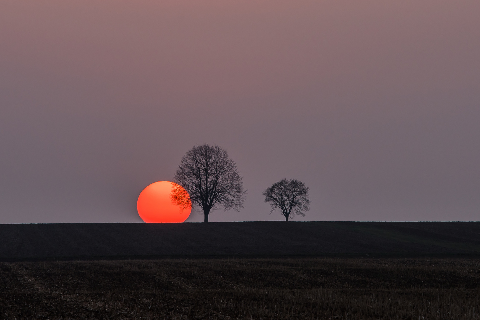 Sonnenuntergang mit Saharastaub in der Atmosphäre