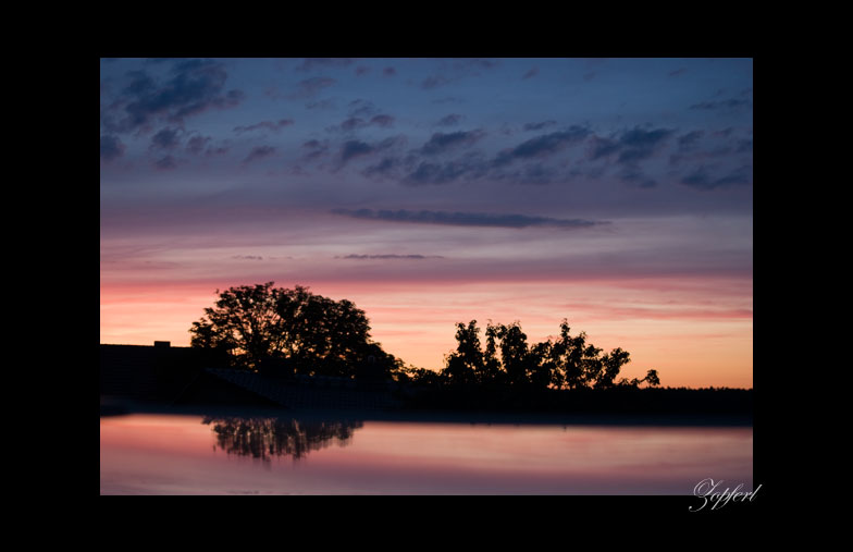 Sonnenuntergang mit Spiegelung