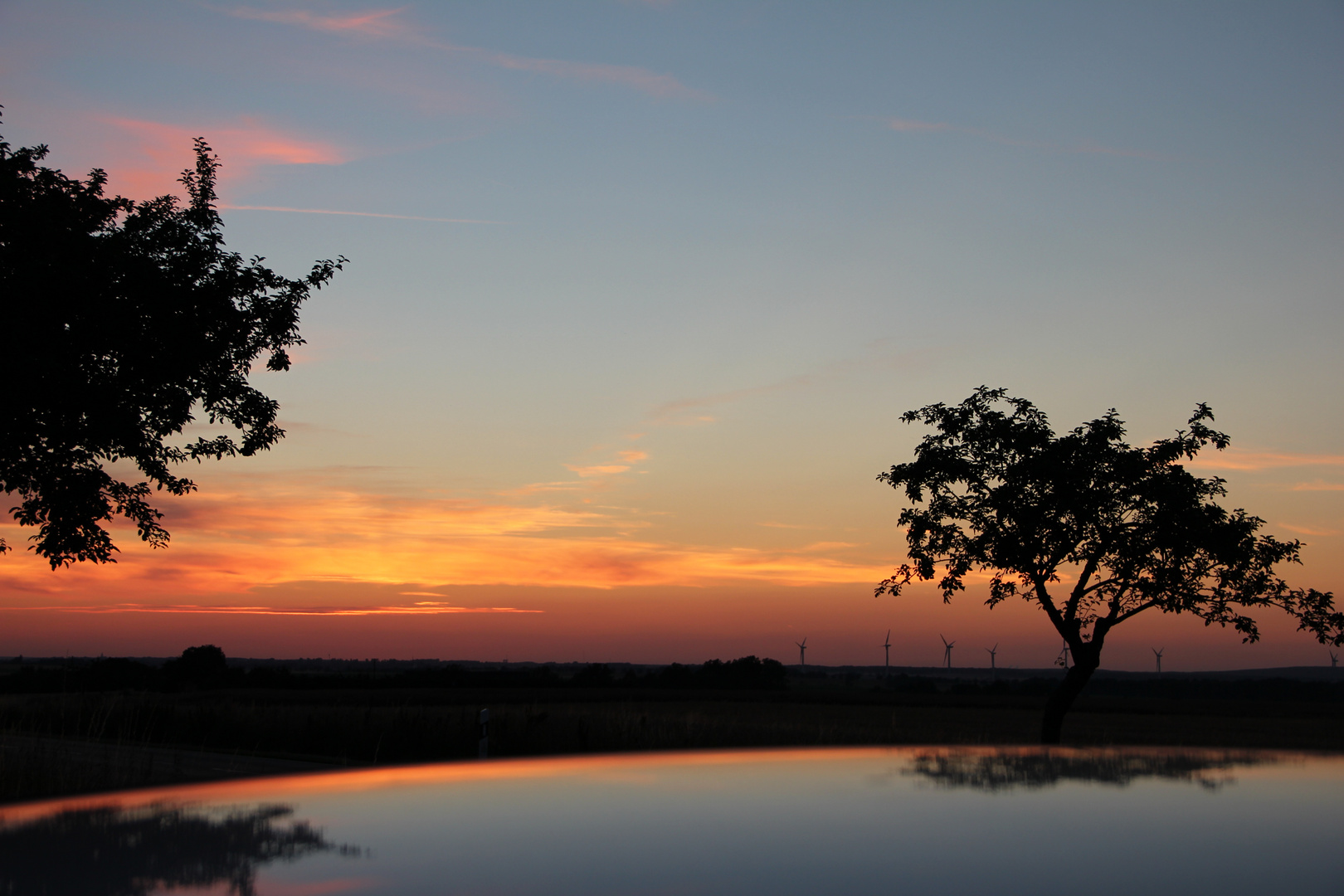 Sonnenuntergang mit Spiegelung