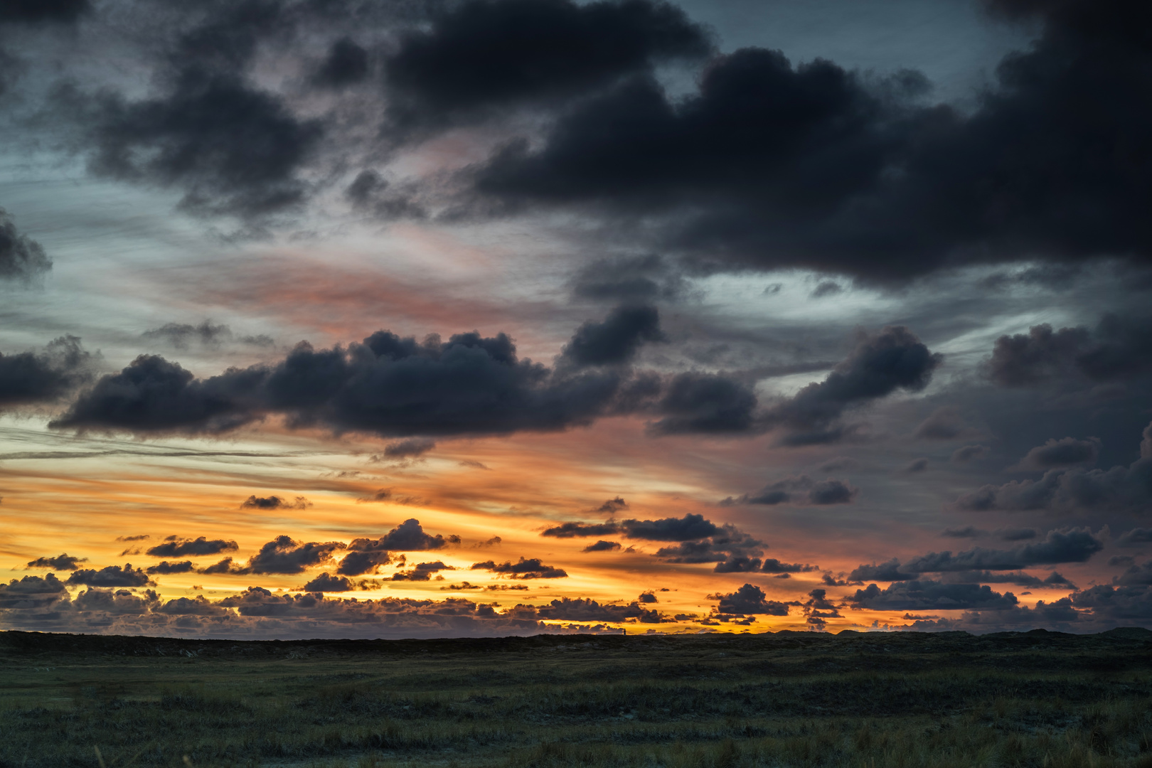 Sonnenuntergang mit Wolken