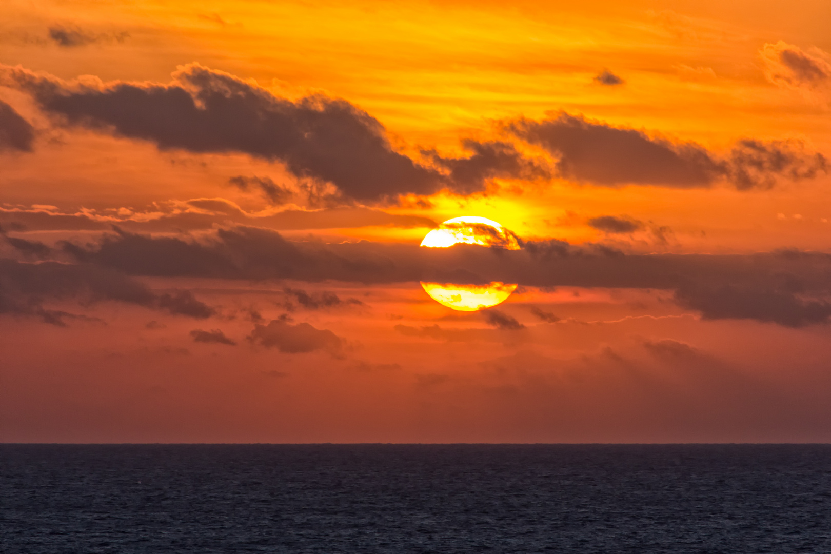 Sonnenuntergang mitten im North Atlantik