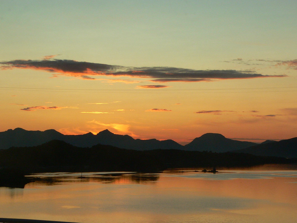 Sonnenuntergang / Mitternachtssonne