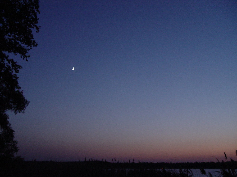 Sonnenuntergang + Mond