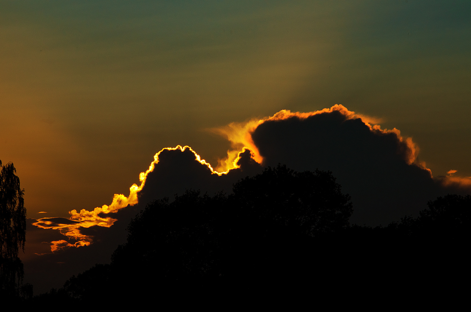 Sonnenuntergang nach einem Gewitter in Halstenbek