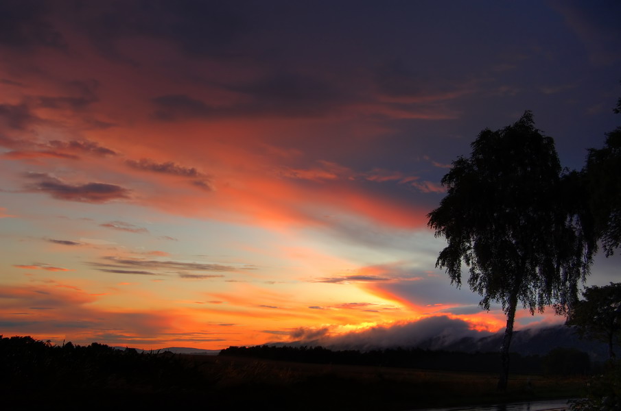 Sonnenuntergang nach einen Gewitter in Porta - V2