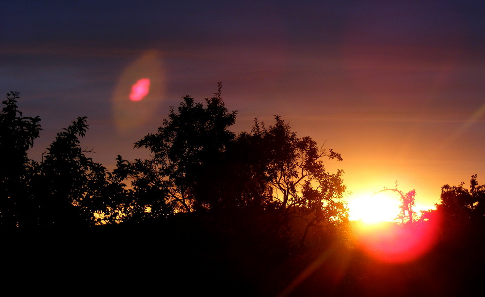 Sonnenuntergang nach Gewitter