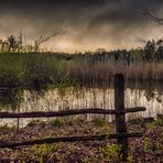 Sonnenuntergang nach Regen am Teufelssee