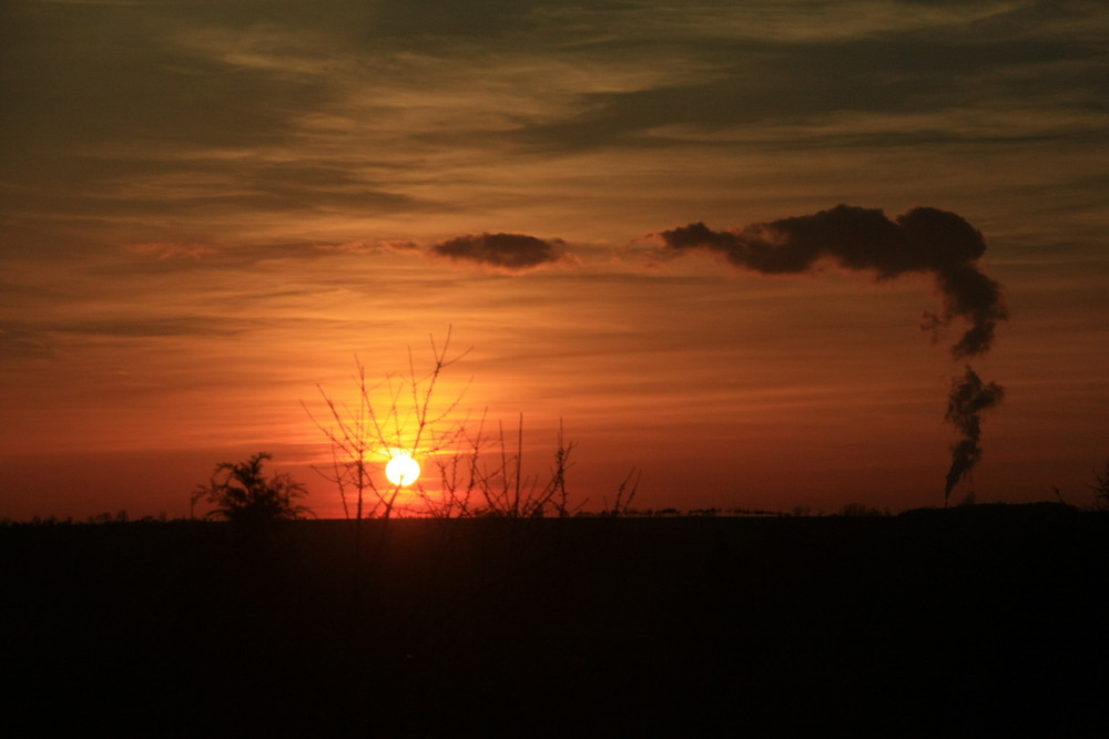 Sonnenuntergang Nähe Magdeburg