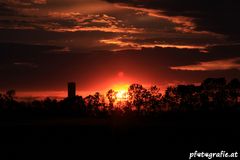 Sonnenuntergang nahe Hainburg (1)