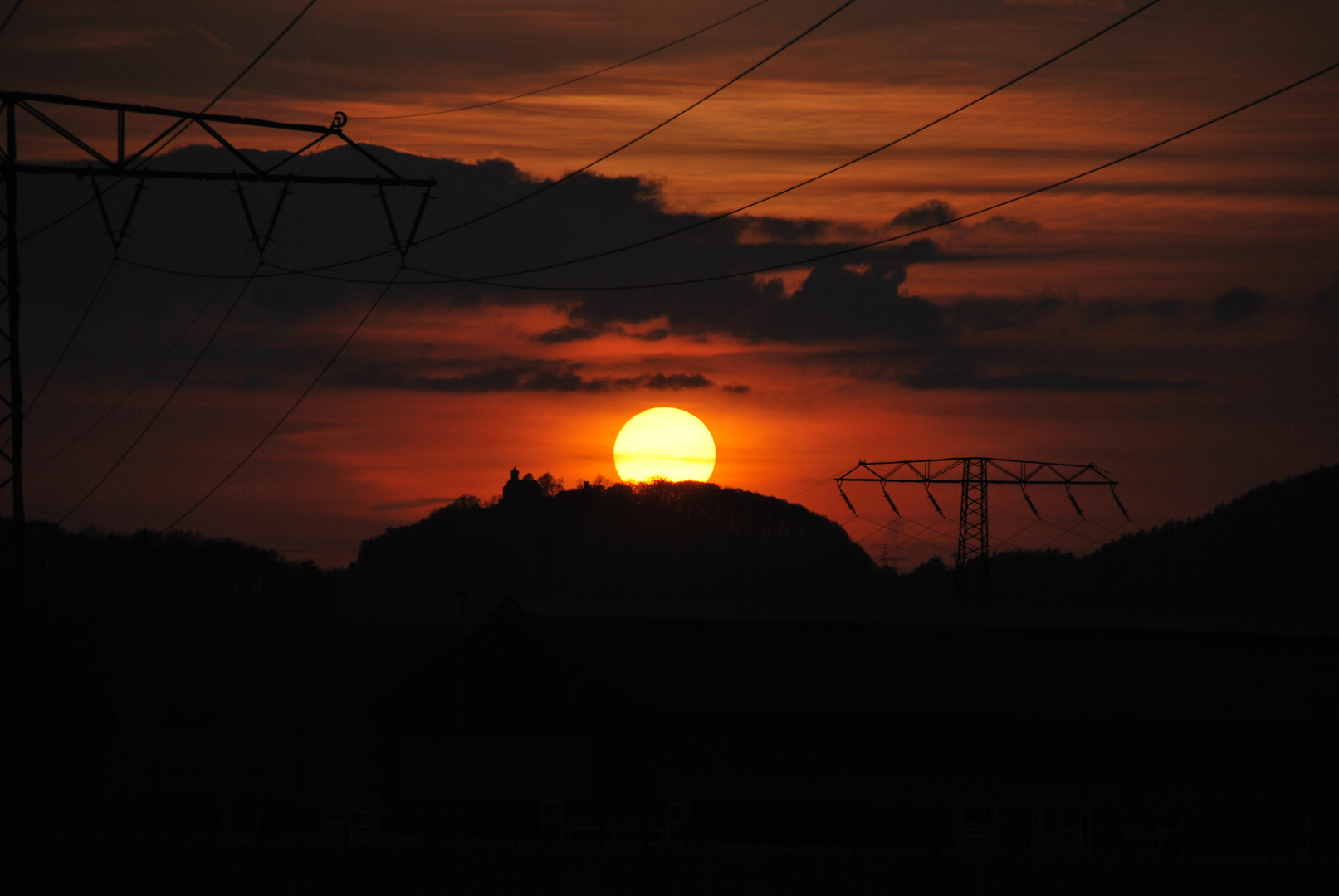 Sonnenuntergang neben Burg Greifenstein