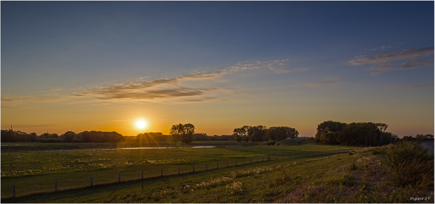 Sonnenuntergang Niederrhein 2018-01