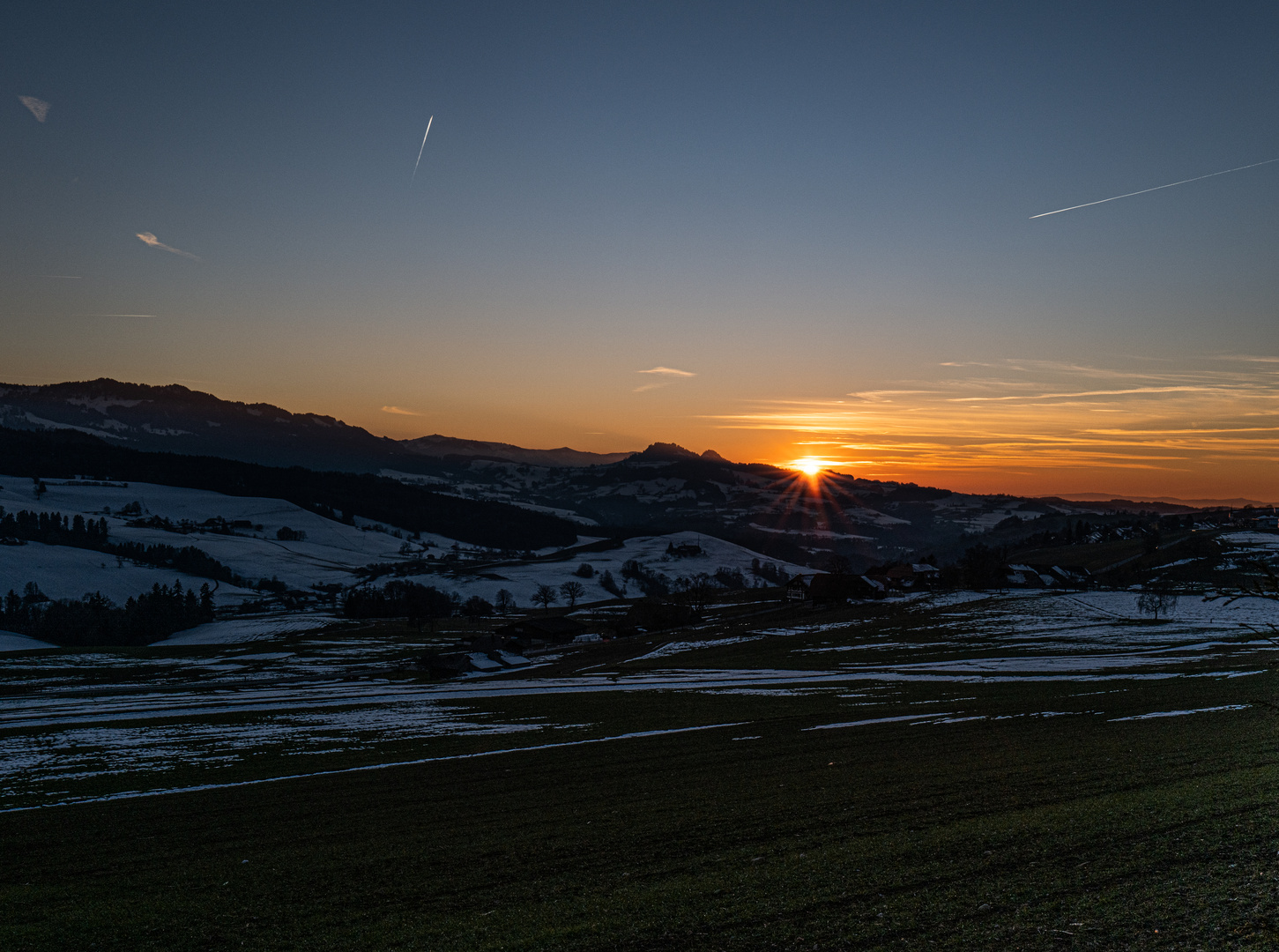 Sonnenuntergang oberhalb Rüeggisberg