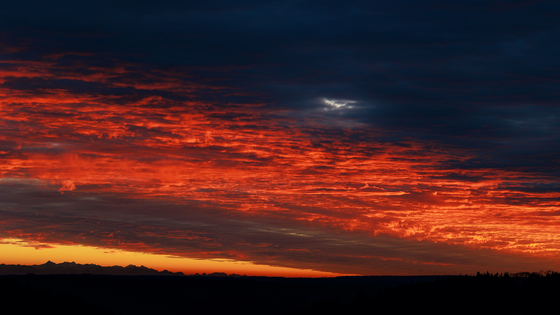 Sonnenuntergang Schweizer Alpen