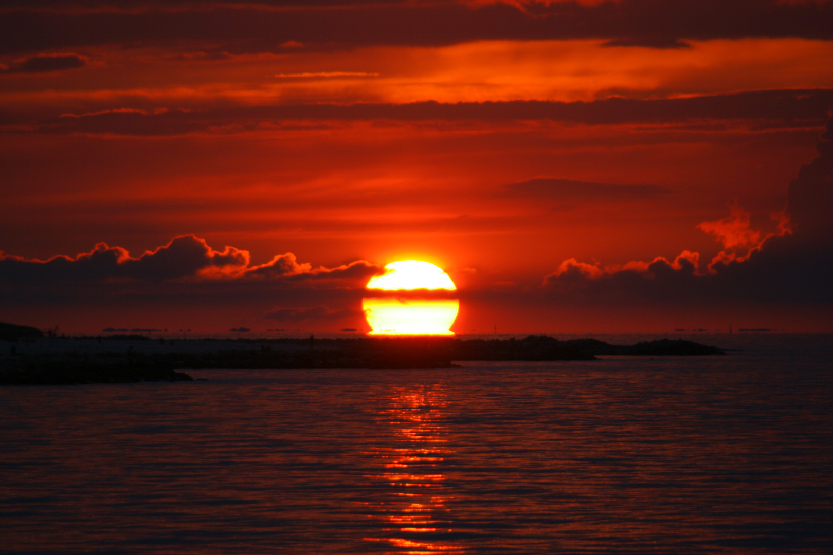 Sonnenuntergang (Seebrücke in Schönberg)