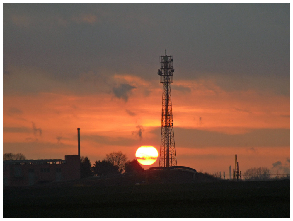 Sonnenuntergang - selten in Köln zu sehen !