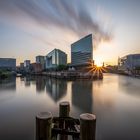 Sonnenuntergang Spiegelgebäude Hamburg