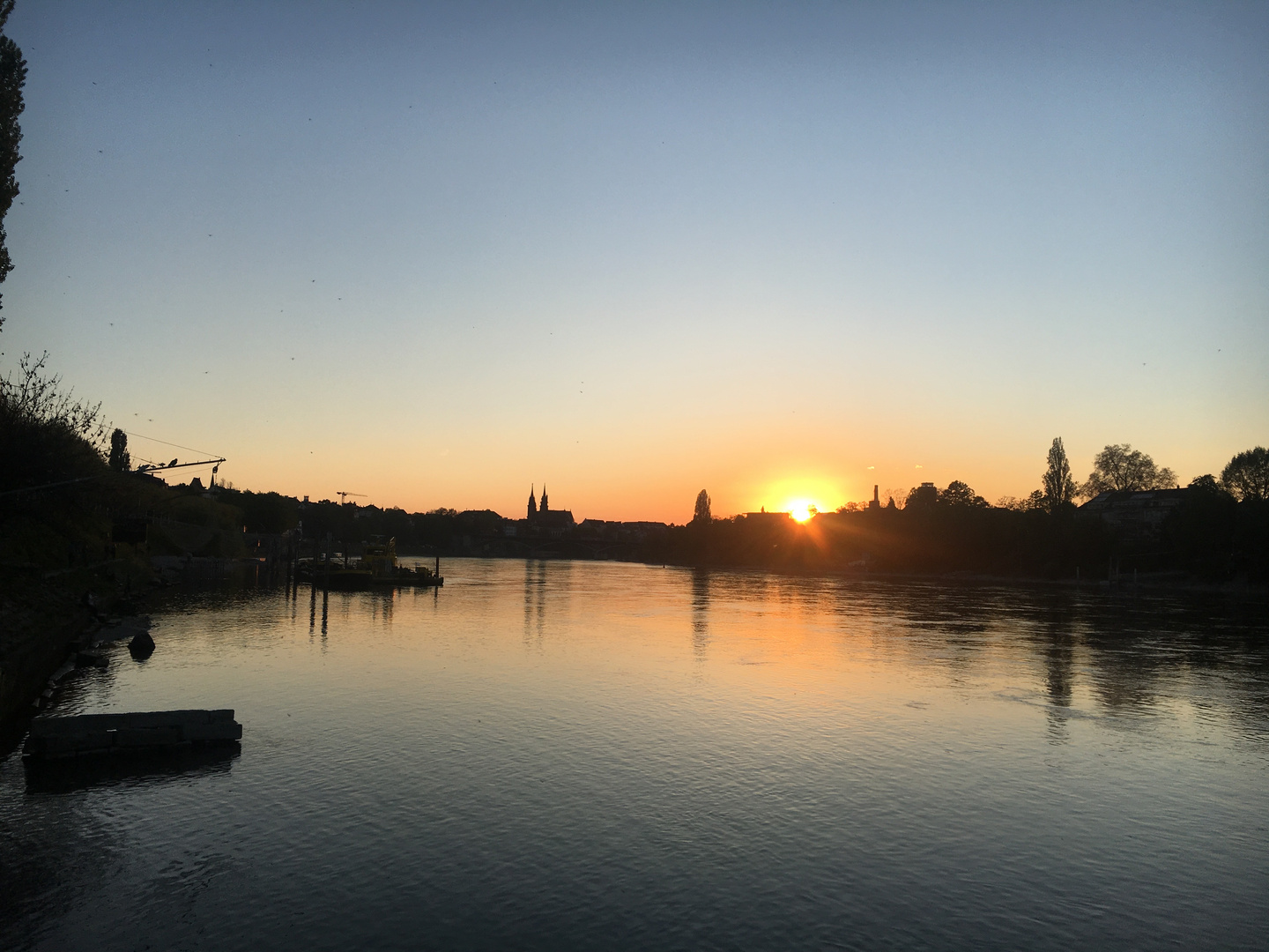 Sonnenuntergang über Basel