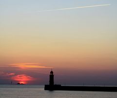 Sonnenuntergang über Bremerhaven