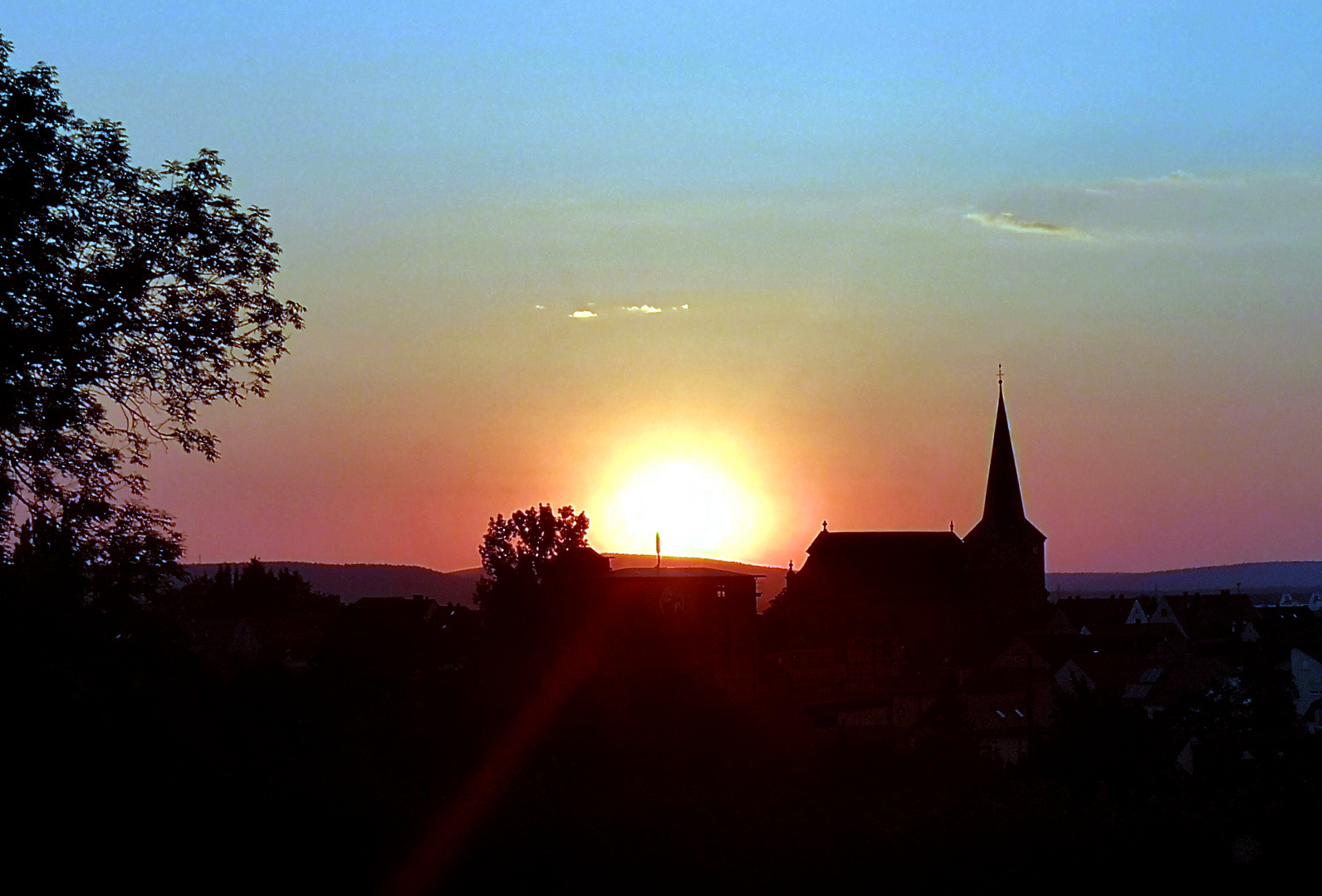 Sonnenuntergang über Buttenheim