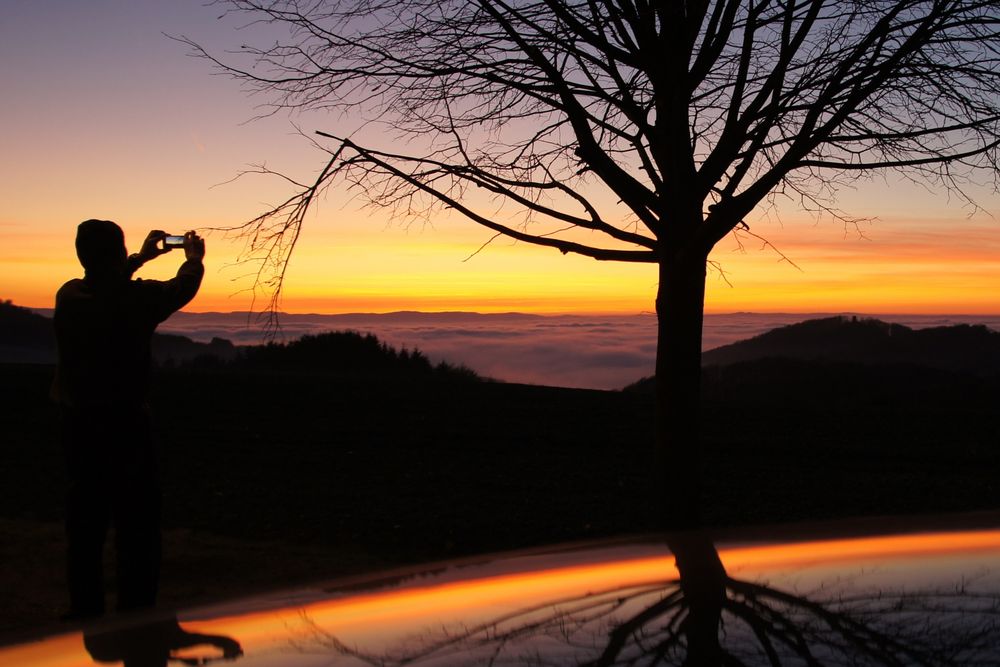 Sonnenuntergang über dem Ahrtal (Eifel) von den Rheinhöhen aus fotgraphiert