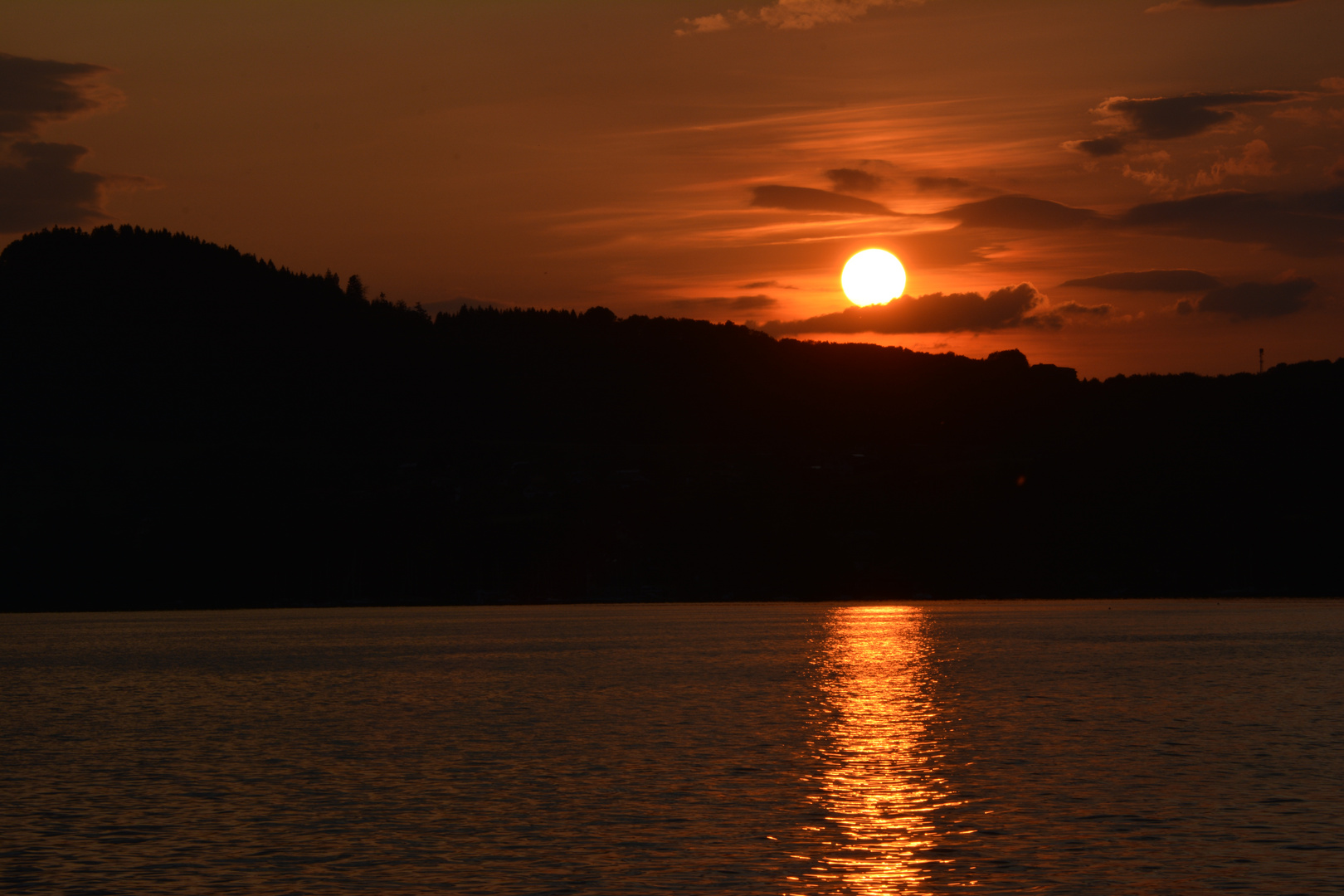 Sonnenuntergang über dem Attersee...