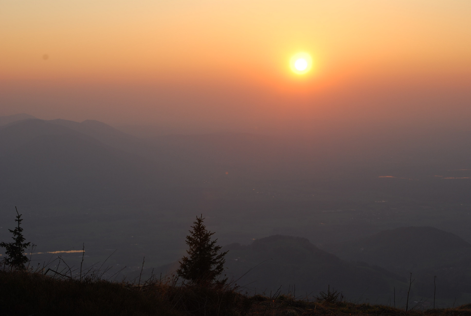 Sonnenuntergang über dem Bayerischen Voralpenland (2)