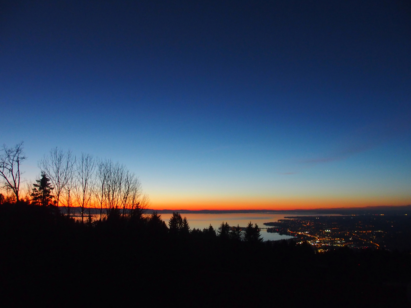 Sonnenuntergang über dem Bodensee Ausblick von Eichenberg