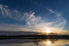 Sonnenuntergang über dem "Bronnzeller See"