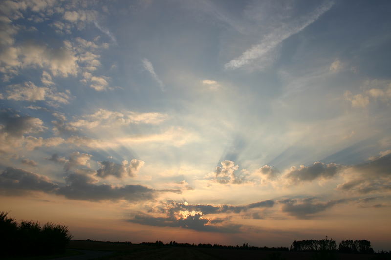 Sonnenuntergang über dem Elsbachtal