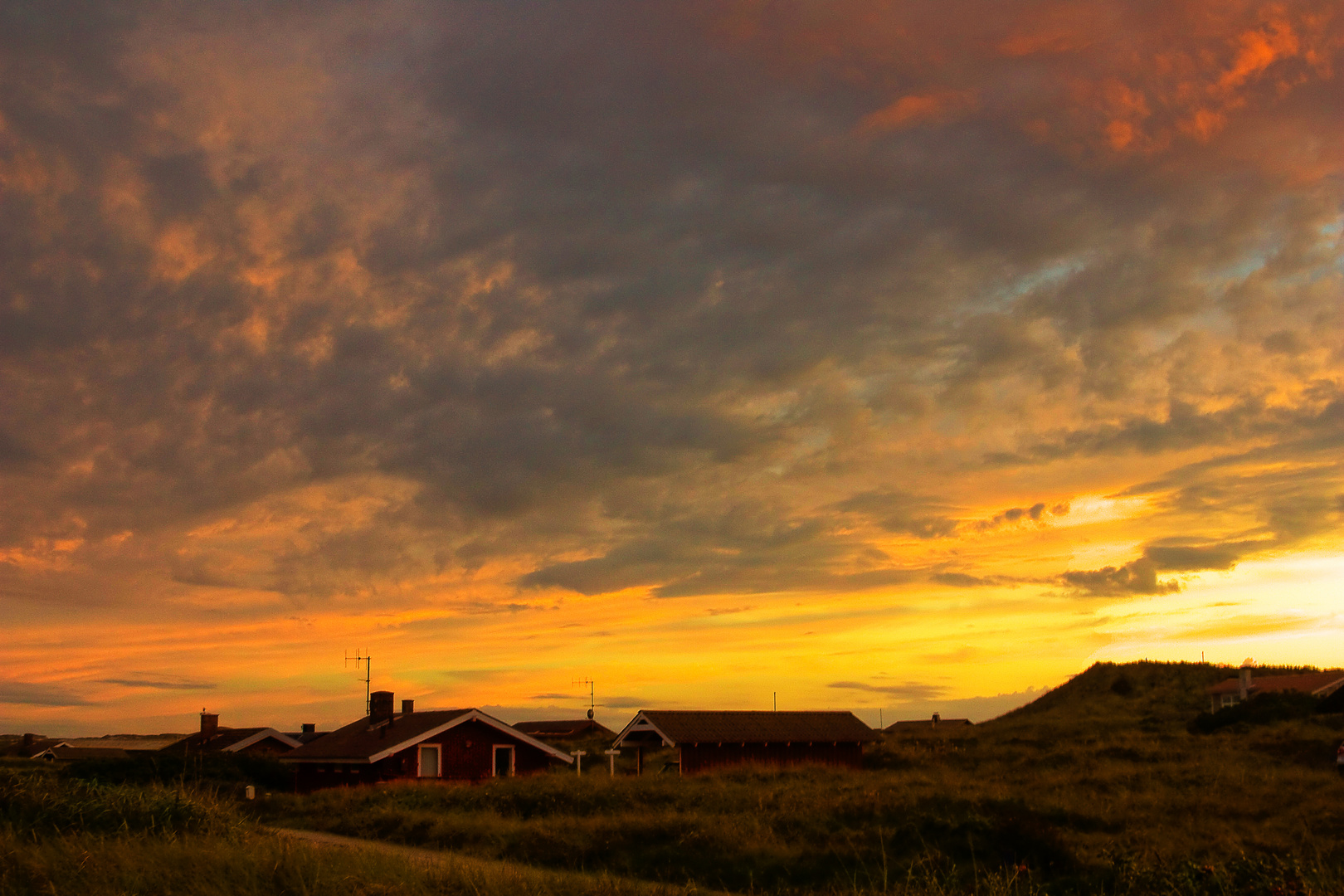 Sonnenuntergang über dem Ferienhaus