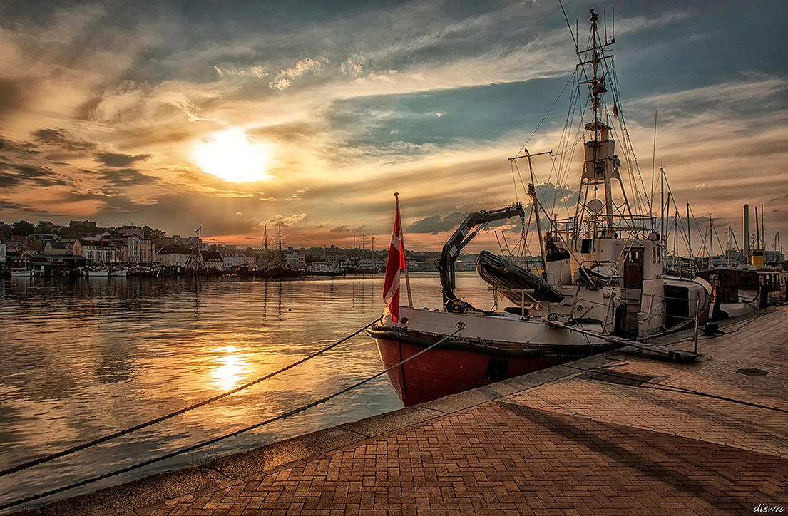 Sonnenuntergang über dem Flensburger Hafen