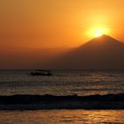 Sonnenuntergang über dem Gunung Agung