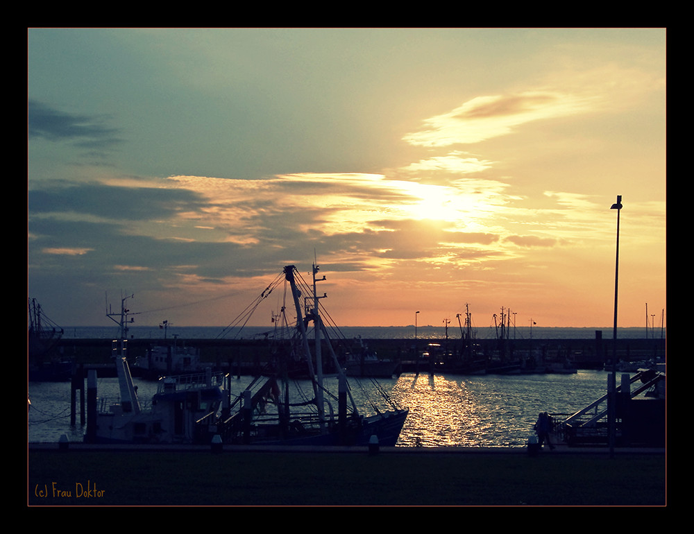 Sonnenuntergang über dem Hafen