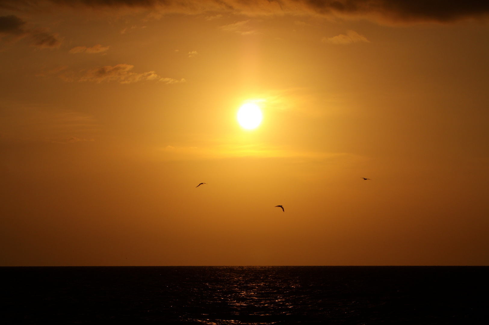 Sonnenuntergang über dem Indischen Ozean