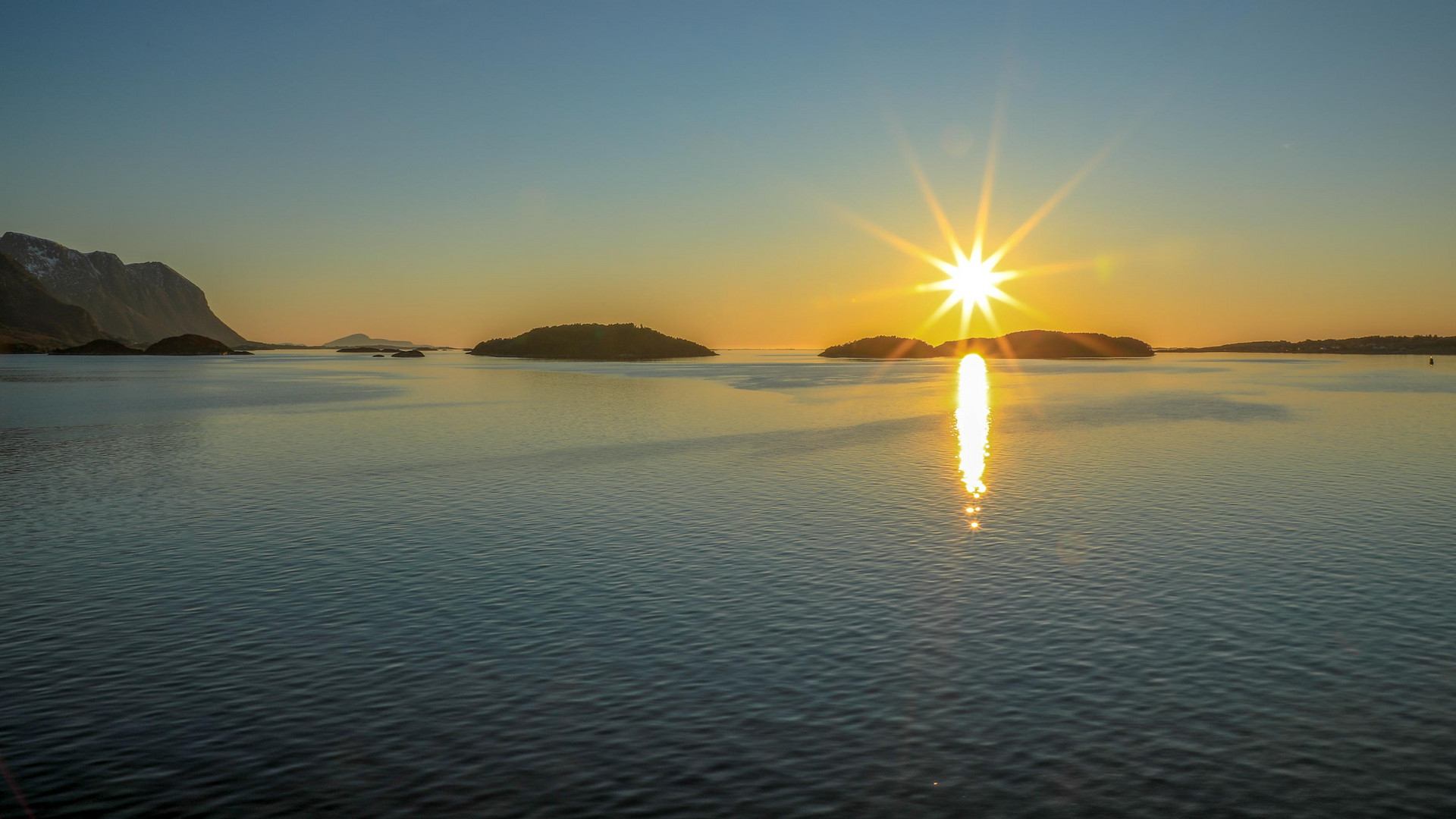 Sonnenuntergang über dem Meer