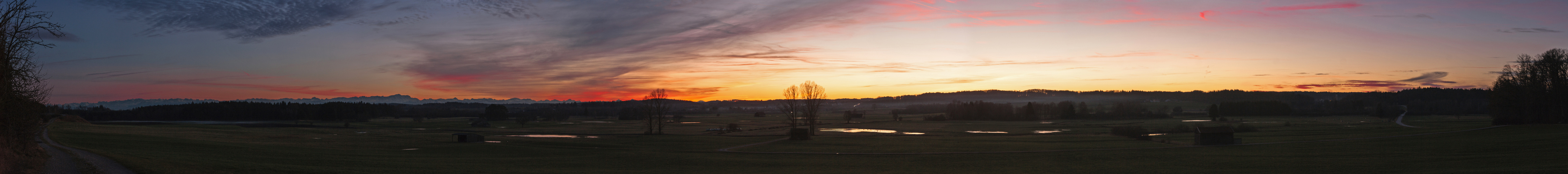 Sonnenuntergang über dem Pflaumdorfer Moos!